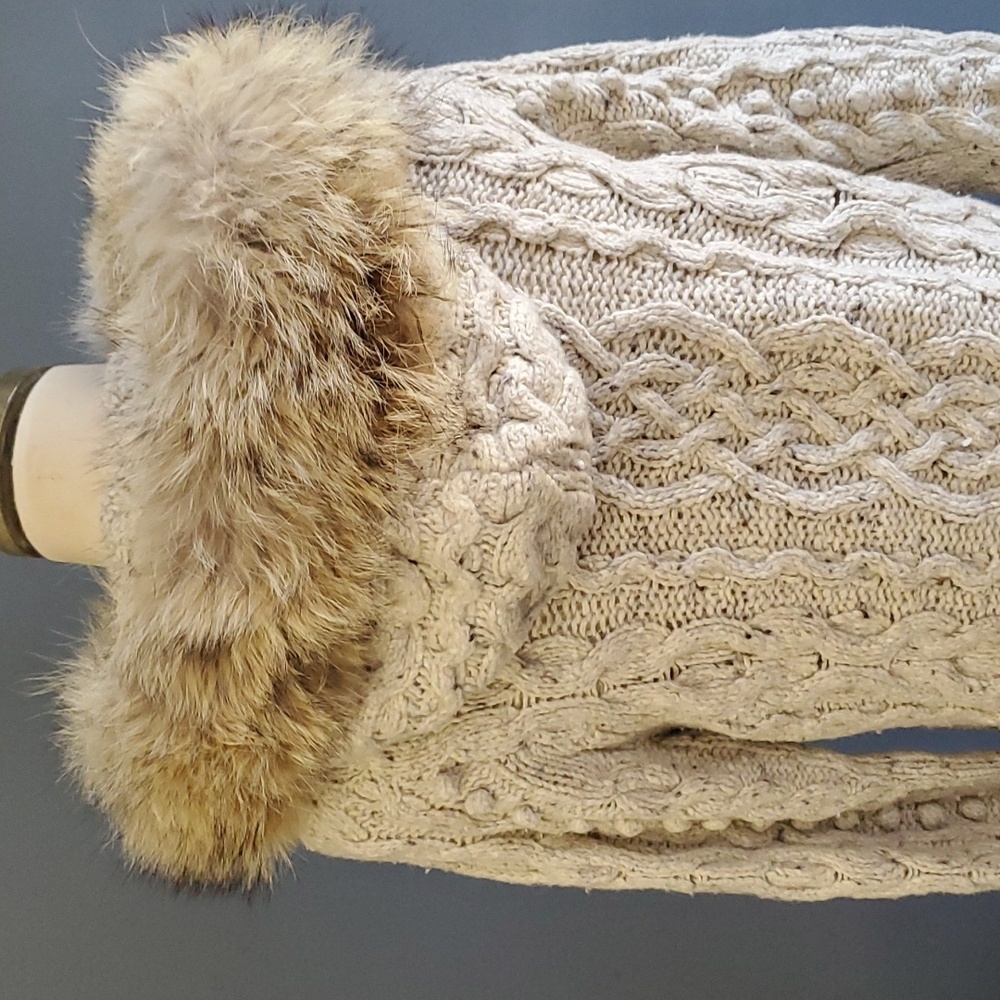 J.crew hand knit ivory cream button  removable fur  hood sweater  size M - Picture 6 of 15